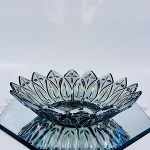 Vintage Federal Glass Petal & Cross‎ Smoke Carnival Glass Serving Bowl